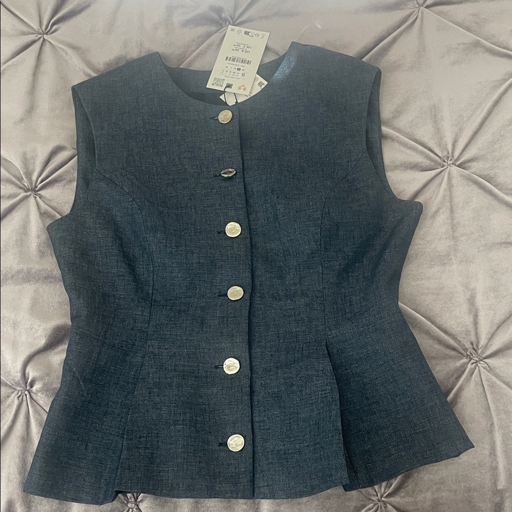 Zara button up vest